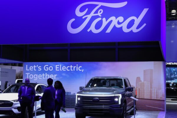 EVs, big SUVs drive Ford Q3 U.S. sales up 8.2%