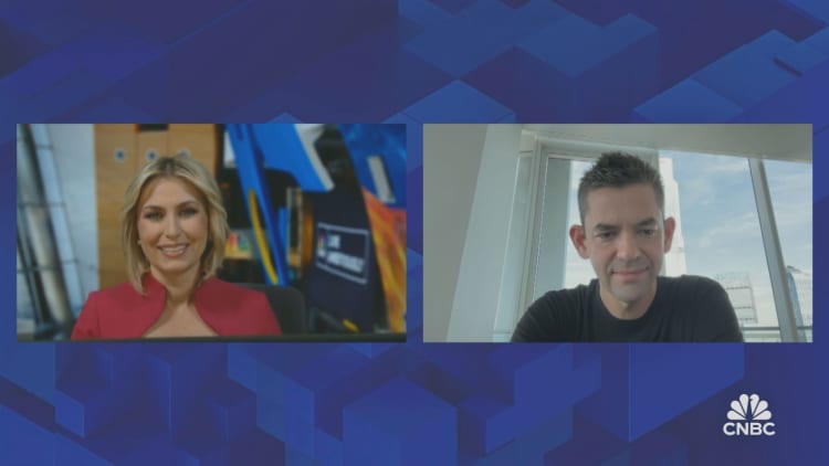 Trump meets with Isaacman about top NASA job after pulling nomination