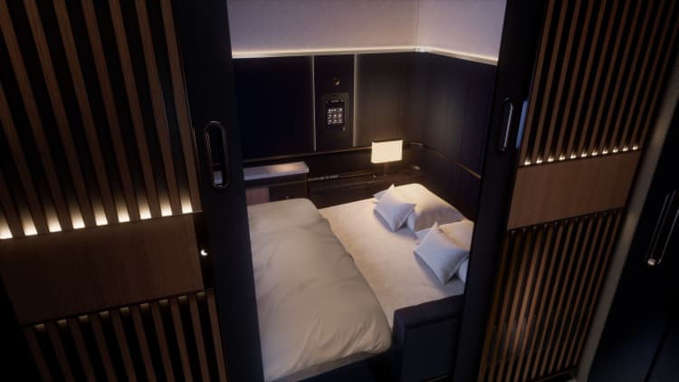 Delta premium travel set to overtake coach cabin sales next year