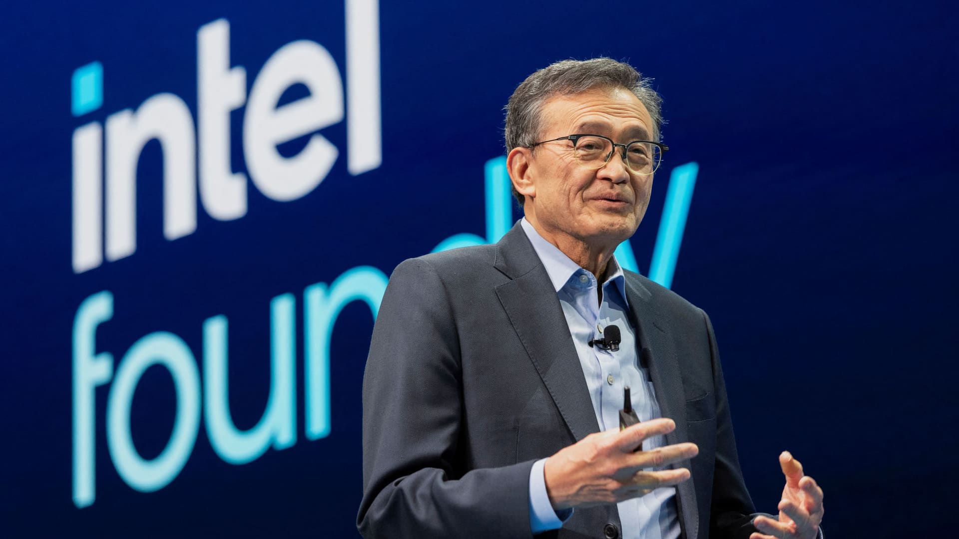 Intel stock pops on news company is in early talks to add AMD as a customer