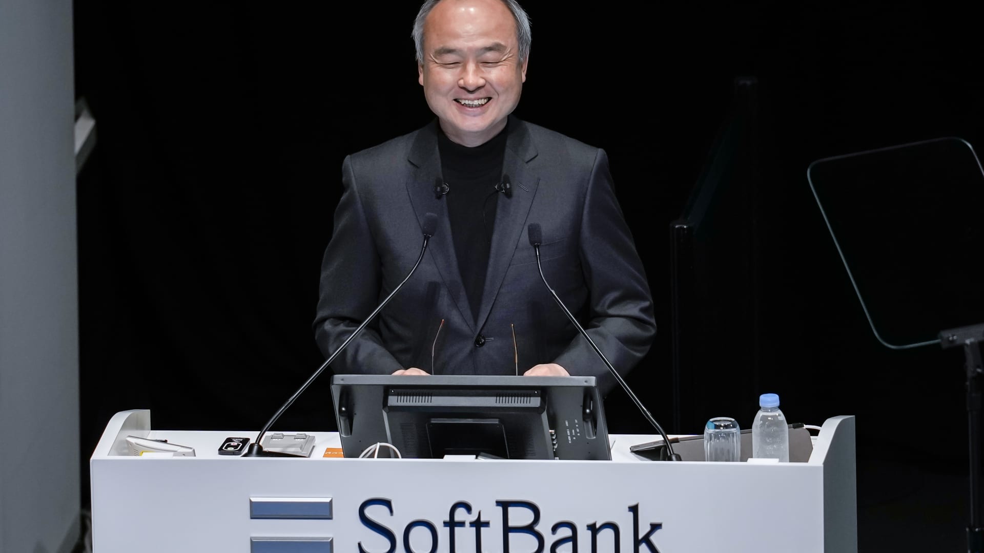 SoftBank to buy ABB robotics unit for .4 billion in AI push