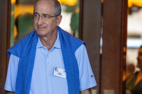 A potential Comcast-WBD deal would test Trump regulatory regime