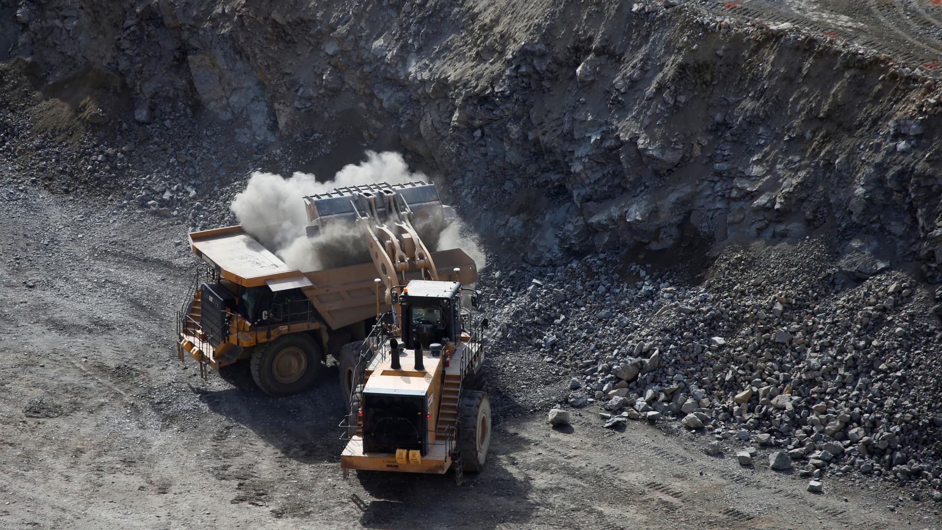 China tightens rare earths grip, stocks MP, LAC, TMQ surge