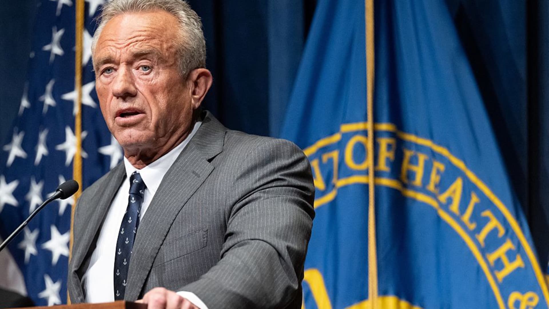 Democratic governors form public health alliance in rebuke of Trump