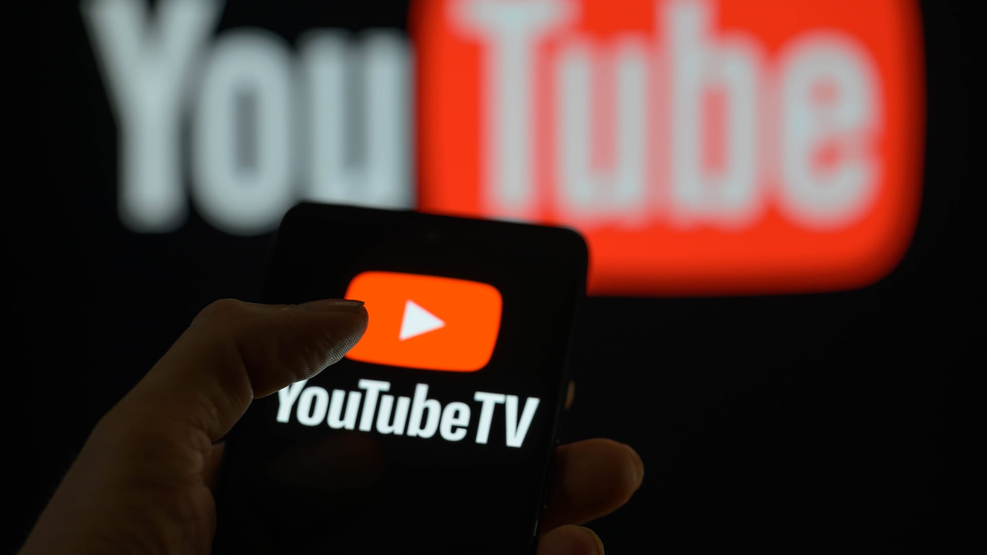 Disney content to go dark on YouTubeTV amid contract dispute