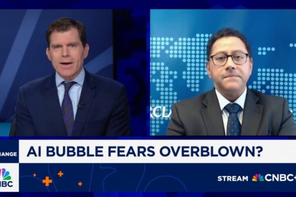 Microsoft launches AI and productivity software bundle for consumers