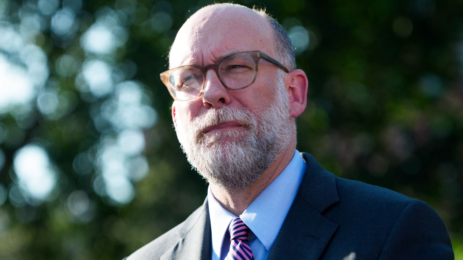 Trump admin lays off federal workers Trump admin lays off federal workers