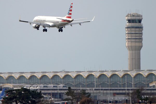 Senators announce deal on aviation safety legislation