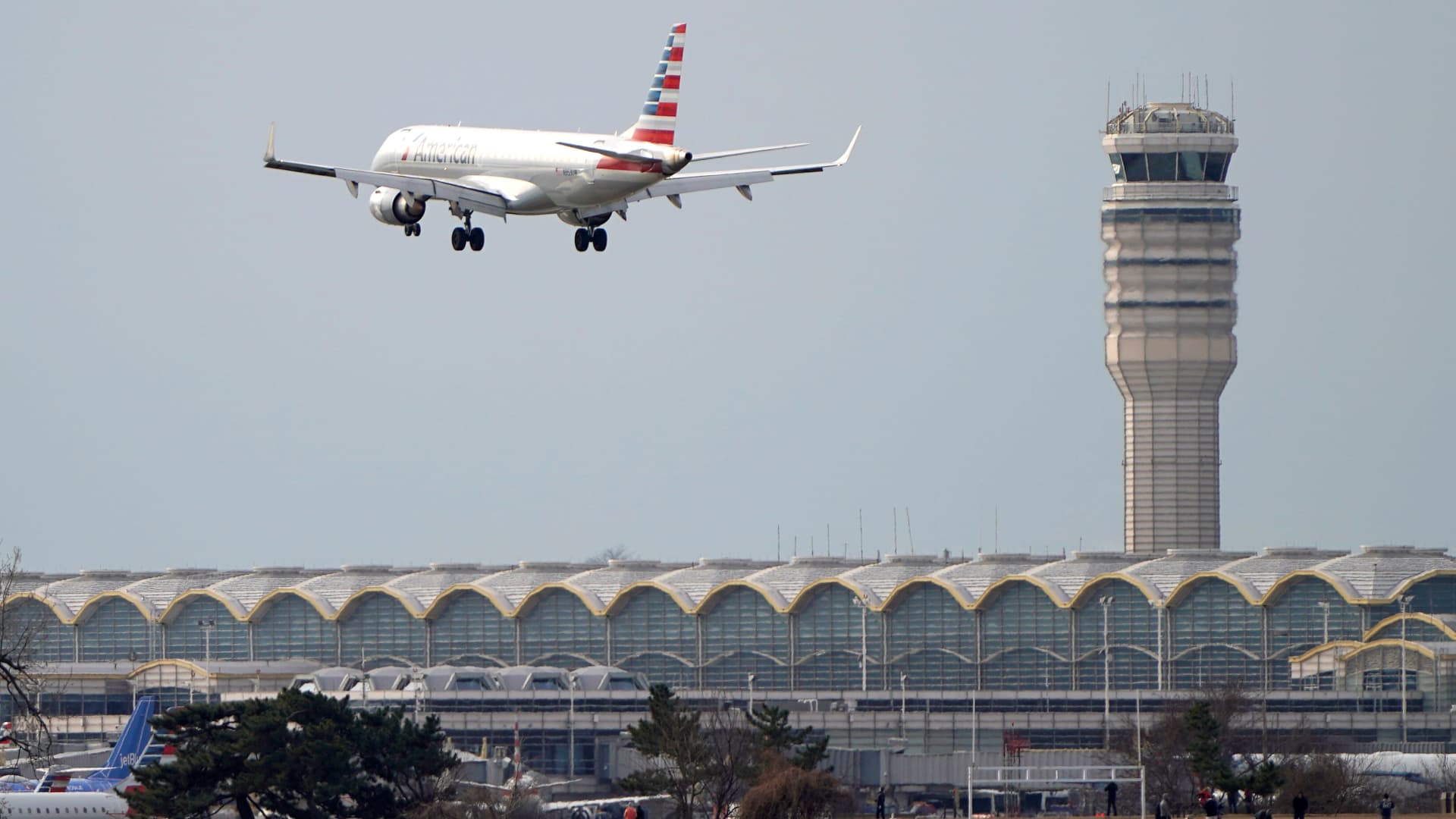 Senators announce deal on aviation safety legislation