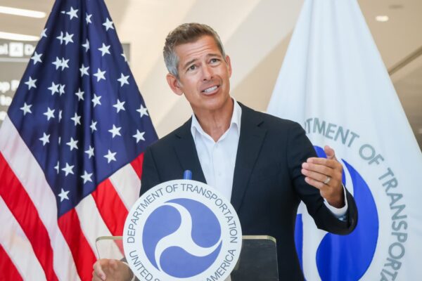 Staffing issues cause delays at U.S. airports as shutdown persists