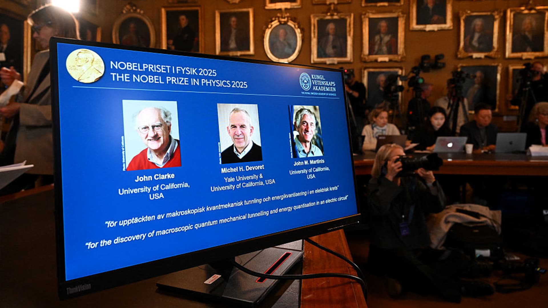 Nobel physics prize goes to pioneers of quantum mechanics