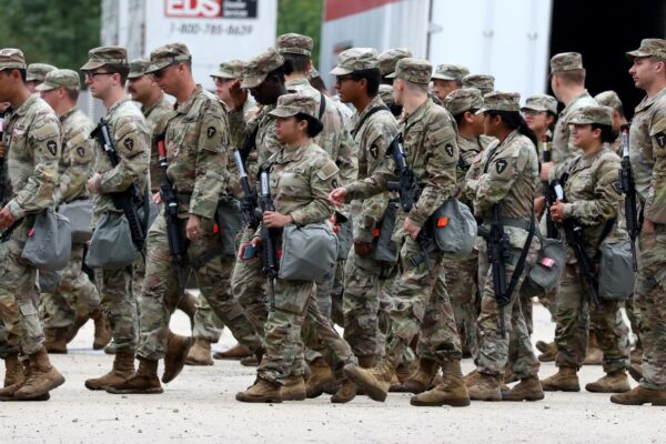 Trump asks Supreme Court to allow Illinois troop deployment