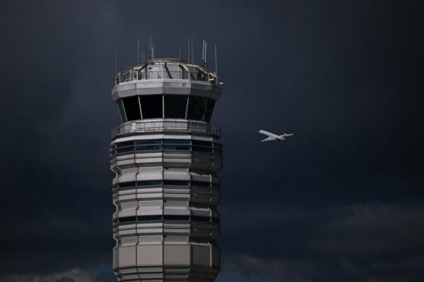 Air traffic controllers get partial pay