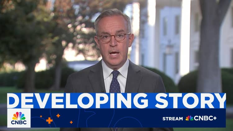 Former Fed Governor Larry Lindsey withdraws name for Fed chair