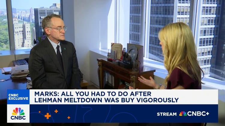 Oaktree’s Howard Marks says AI frenzy isn’t a bubble — at least not yet