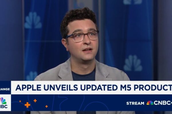 Apple wants to change how sports broadcasts are done, Eddy Cue says