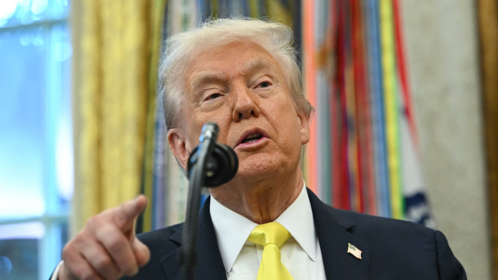 might attend Supreme Court tariff case arguments