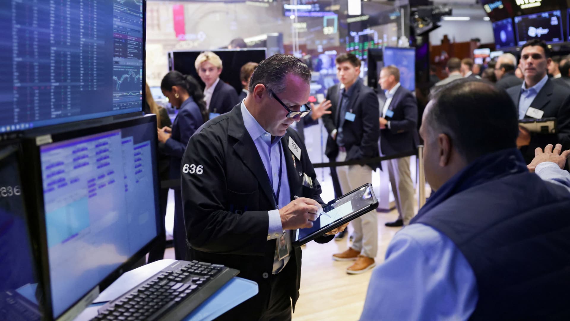 Bad loan worries hit stocks — plus, spin-offs, smartphones, and health care