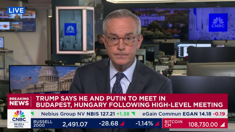 Kremlin pitches Musk on ‘Putin-Trump’ tunnel from Russia to Alaska