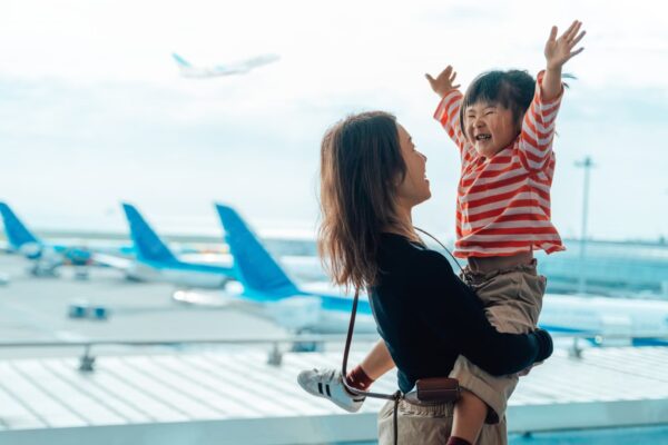 10 best ‘mega airports’ in North America 2025