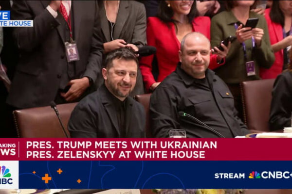 Trump shifts weight behind Putin after tense meeting with Zelenskyy