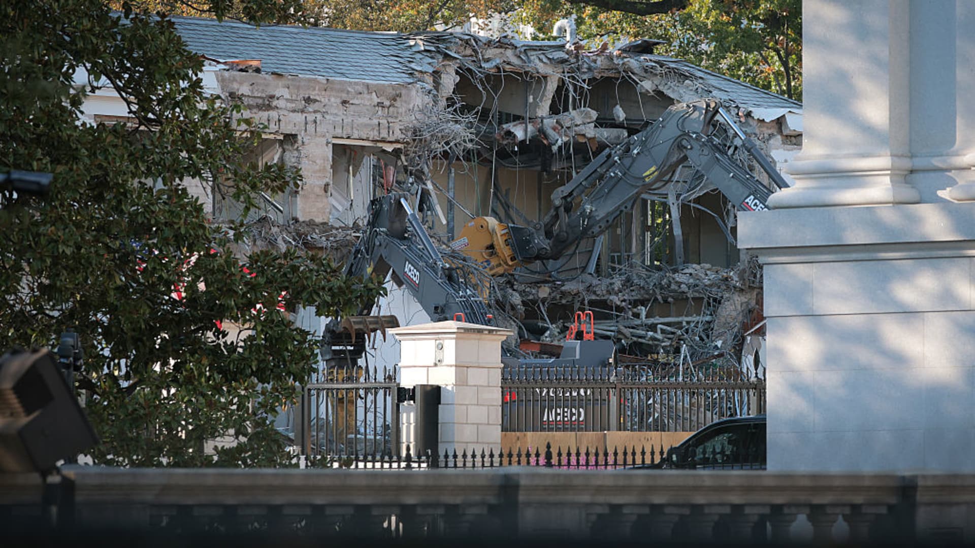 Trump White House demolition photos off-limits to Treasury Trump White House demolition photos off-limits to Treasury