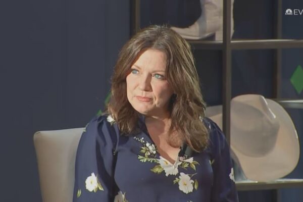 Country music star Martina McBride’s deepfake scam warning Country music star Martina McBride’s deepfake scam warning
