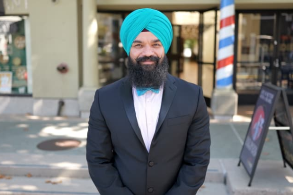 How my clothing resale business brings in millions a year