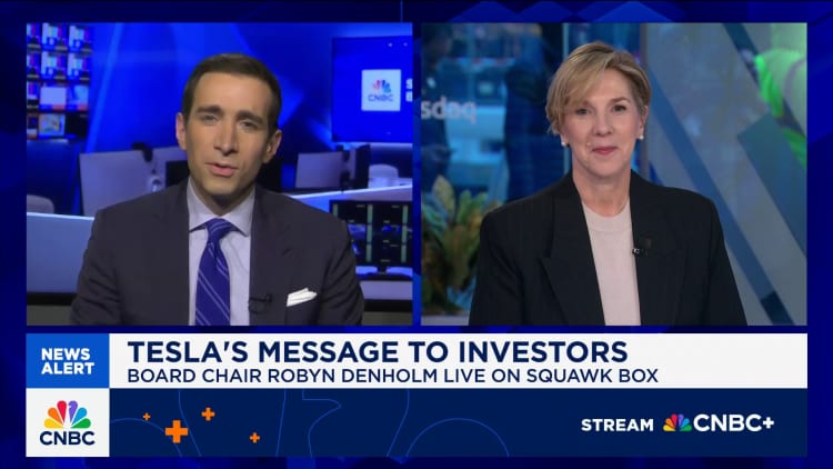 Musk teases Tesla Roadster demo this year, been hyping it since 2017