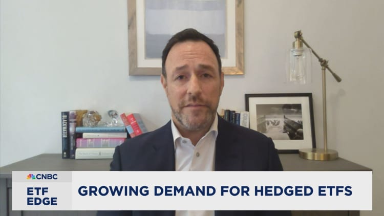 More retirees opting for ‘good enough’ stock strategy to protect money