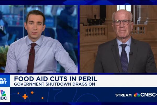 Government shutdown could cost U.S. economy up to  billion: CBO