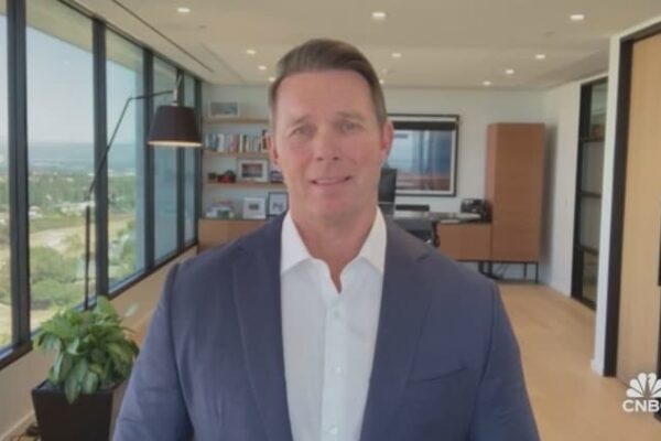 Chipotle stock falls after Q3 earnings report