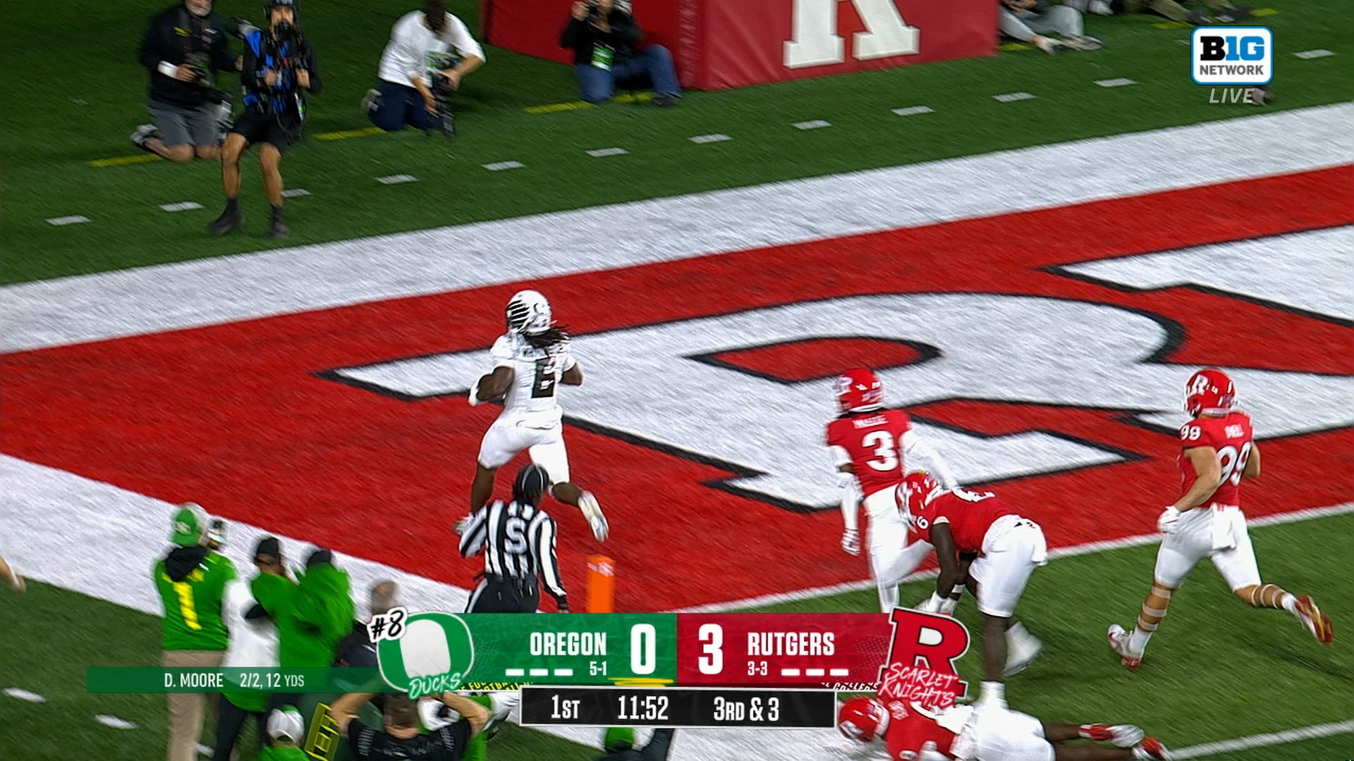 Noah Whittington rushes for 68-yard TD, giving Oregon lead over Rutgers