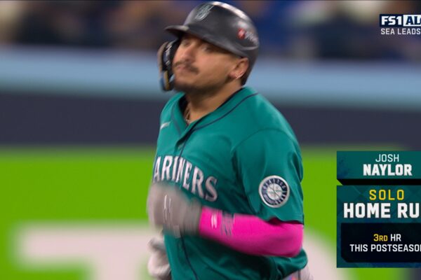 Josh Naylor smashes solo home run, shrinking Mariners' deficit against Blue Jays