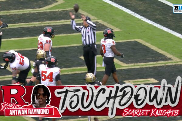 Antwan Raymond rushes up the middle for 1-yard TD to trim Rutgers' deficit against Purdue