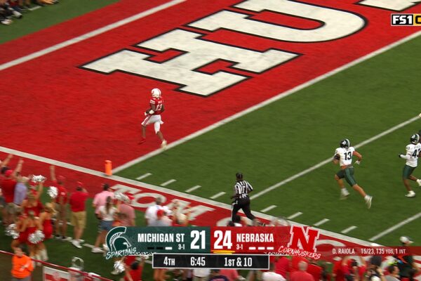 Nebraska’s Dylan Raiola throws 59-yard TD pass to Nyziah Hunter to extend lead vs. MSU
