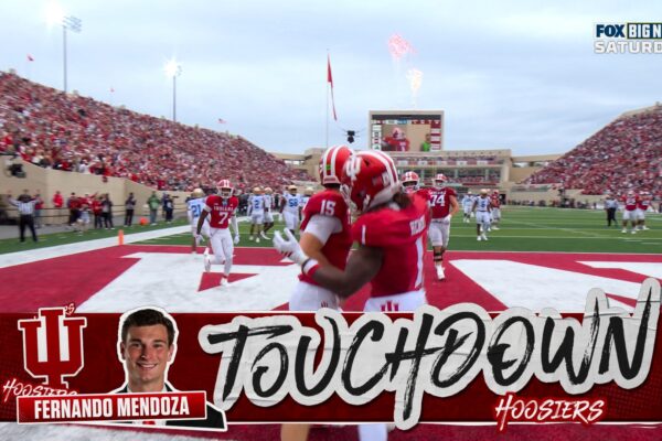 Fernando Mendoza scrambles for a 20-yard TD to extend Indiana's lead over UCLA