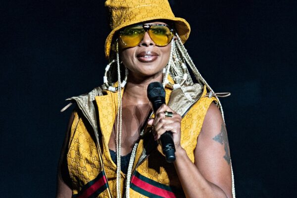 Mary J. Blige is releasing film of her Madison Square Garden show in theaters