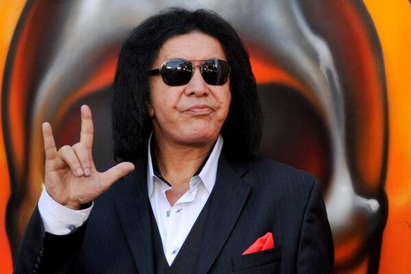 Kiss rocker Gene Simmons recovering after crashing SUV Kiss rocker Gene Simmons recovering after crashing SUV