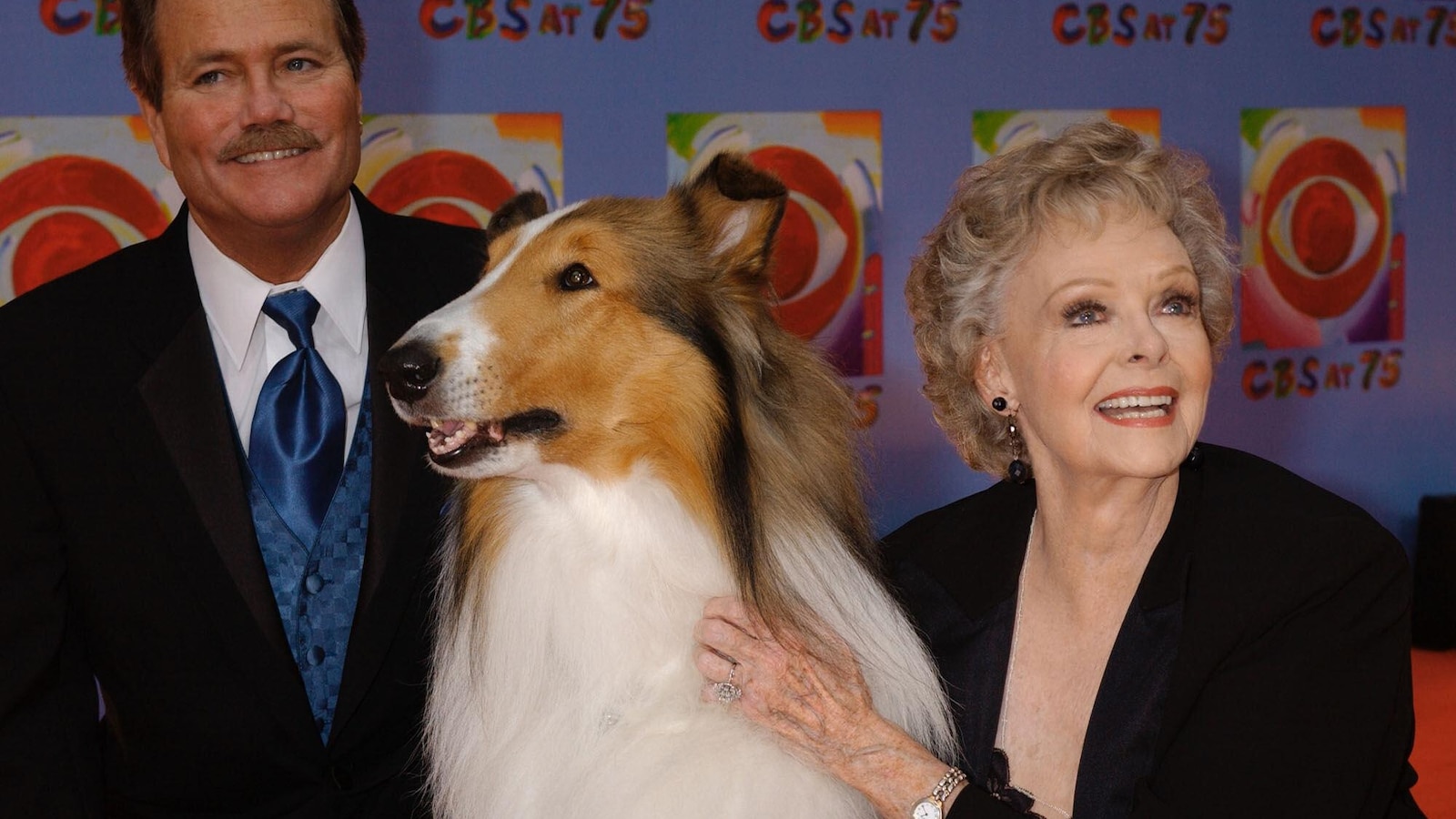 June Lockhart, beloved mother figure from ‘Lassie’ and ‘Lost In Space,’ dies at 100 June Lockhart, beloved mother figure from ‘Lassie’ and ‘Lost In Space,’ dies at 100