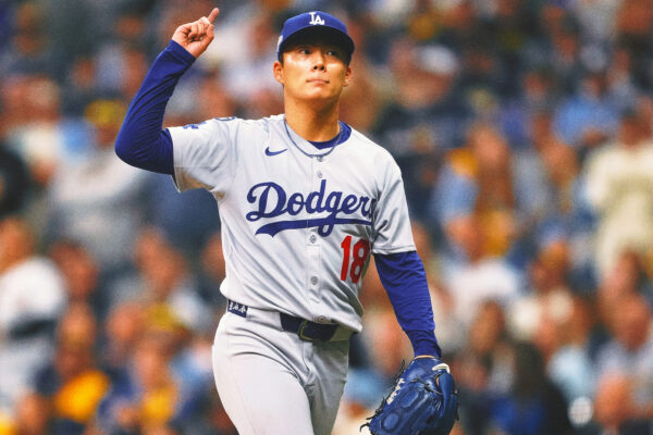 Last Night in Baseball: Yoshinobu Yamamoto Dominates Brewers, Dodgers Go Up 2-0
