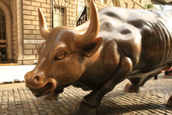 We could still close the year with a rally despite AI slump