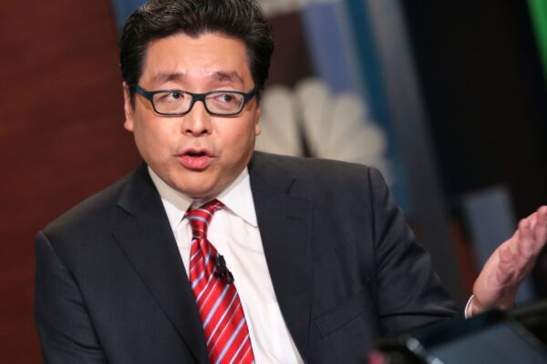Fundstrat’s Tom Lee says crypto is a ‘leading indicator’ for U.S. stock prices