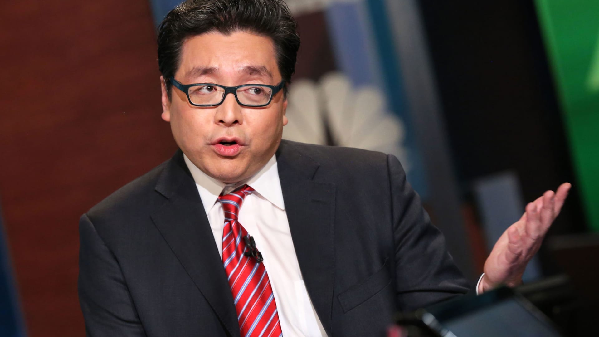Fundstrat’s Tom Lee says crypto is a ‘leading indicator’ for U.S. stock prices
