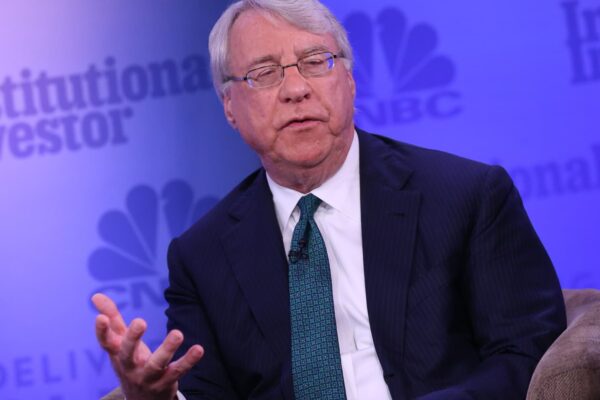 Jim Chanos unwinds Strategy short as stock’s bitcoin premium collapses