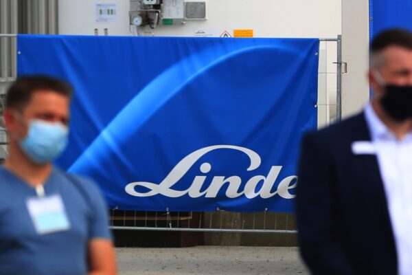 Analysts call this lagging stock a buy — plus, what’s behind Nvidia’s decline