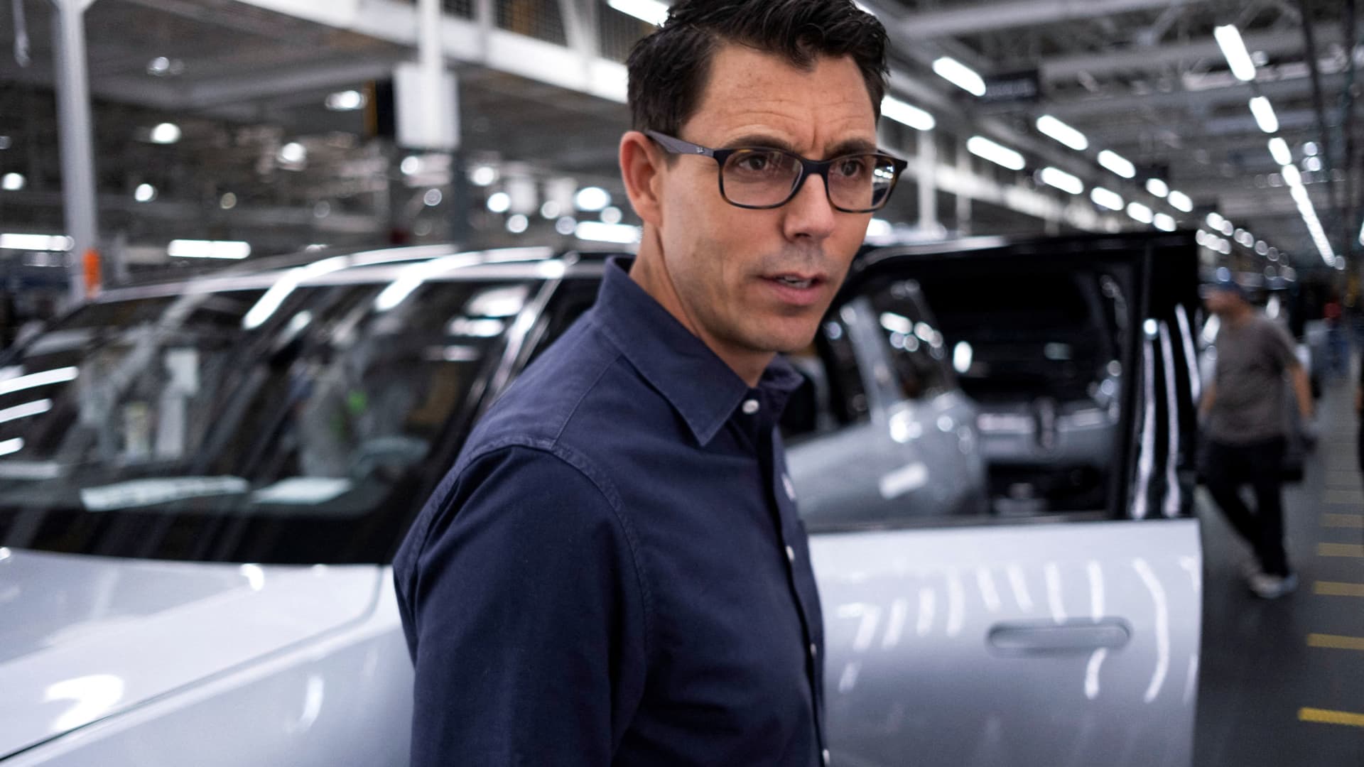 EV maker Rivian gives CEO a Musk-style pay package worth up to .6 billion