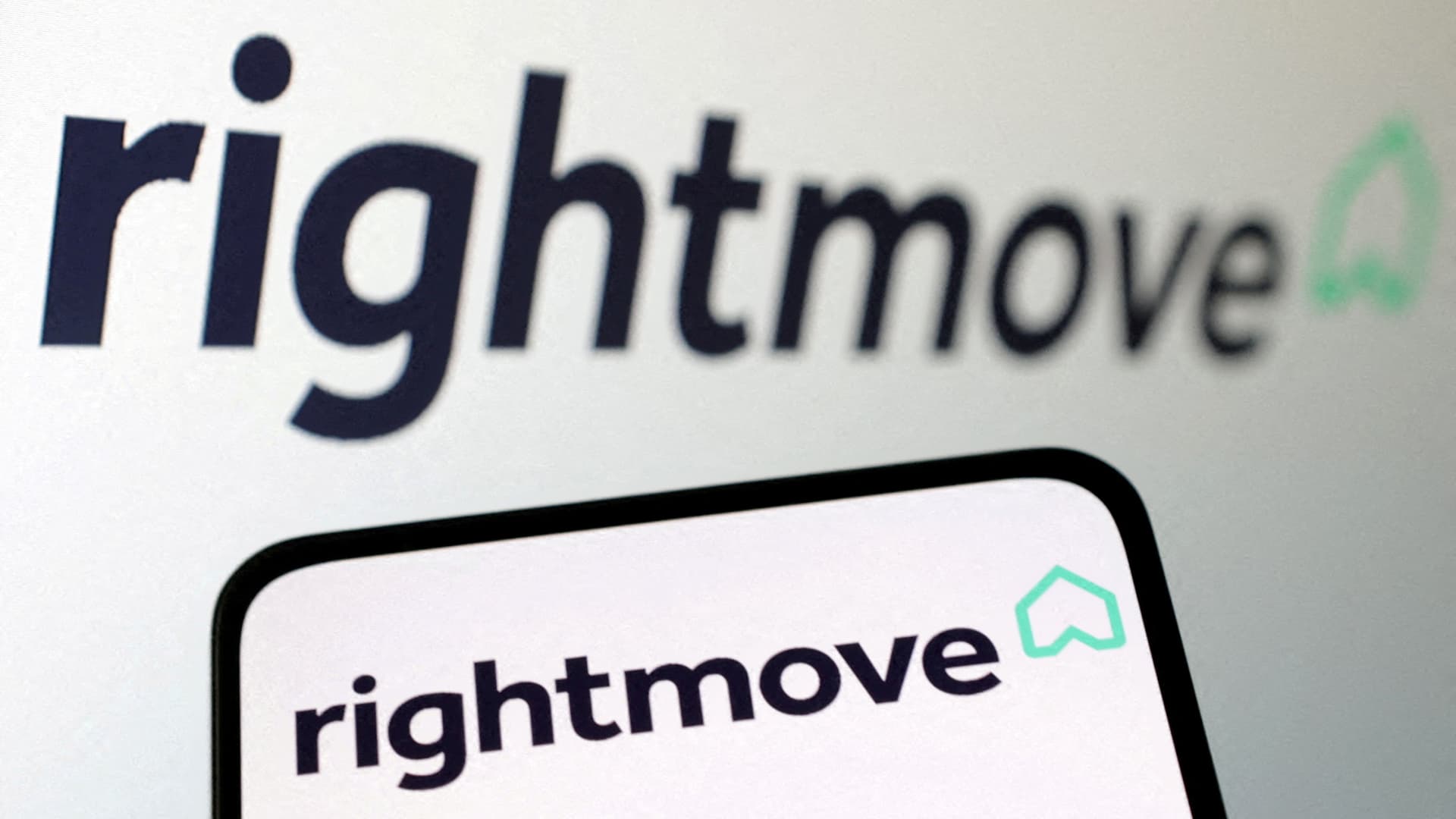 Rightmove shares plummet as AI investments to hit 2026 profit