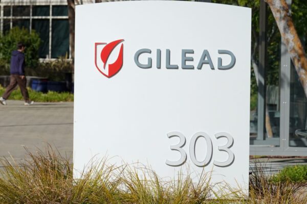 The charts are showing this biotech stock can strengthen into year-end