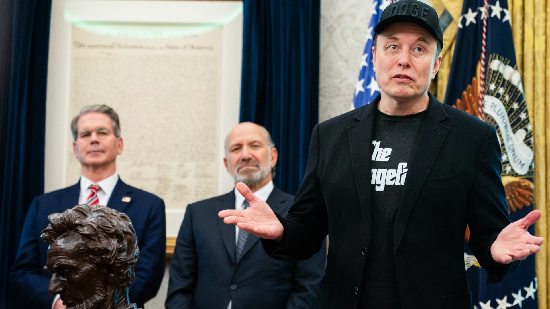 Tired of politics? Here are some stocks to argue over at Thanksgiving